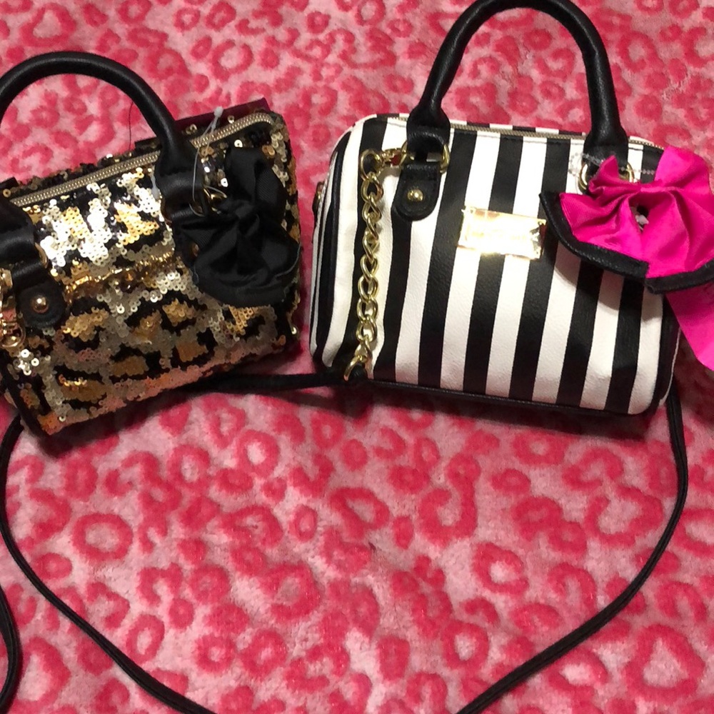 Nwt! Betsey Johnson crossbody purses